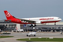 Airbus A330-200 der AtlasGlobal