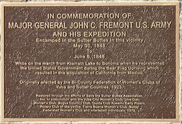 A close up of the inscription on the memorial