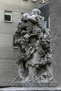 rechts: Der gute Hirt im Dorngestrüpp des menschlichen Daseins, Elmar Hillebrand, 1967