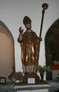 17th-century statue representing Saint Charles Borromeo in the Old Church, Macugnaga, Italy.png