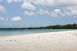 Vumawimbi beach