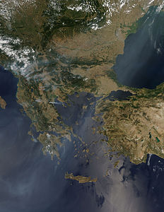 Balkanlarda orman yangını. (Üreten:NASA)