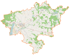 Mapa konturowa powiatu stargardzkiego, blisko centrum na lewo znajduje się punkt z opisem „Odwach”