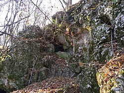 A Gyula-pihenője-barlang bejárata