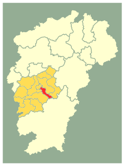 Location of Qingyuan District (red) within Ji'an City (deeper yellow) and Jiangxi