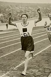 Marie Dollinger – hier über 800 Meter bei den Olympischen Spielen 1928 – wurde Vierte