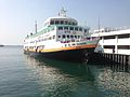 New World First Ferry "Xin Guang" am Pier der Insel Cheung Chau