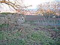 Blick vom Katzenstein (links), hinunter zur Kapelle (rechts unten)