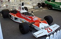 McLaren M23 mit dem Charlton beim Großen Preis von Südafrika 1974 an den Start ging
