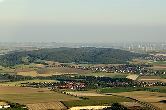 Blick von Wolfenbüttel ostsüdostwärts über Wendessen und Groß Denkte hinweg zur Asse