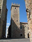 Turm des Palacio de las Ci­güe­ñas