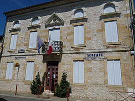 The town hall in Eynesse