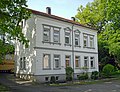 Wohnhaus in offener Bebauung