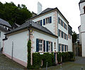 Ehemaliges Rathaus mit Gefängnis; später Kreismuseum; jetzt Wohnhaus.