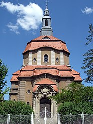Ansicht der Kirche von der Bahnhofstraße aus