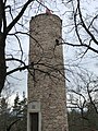 Aussichtsturm auf dem Borberg und Gasthaus sowie Gedenkstein