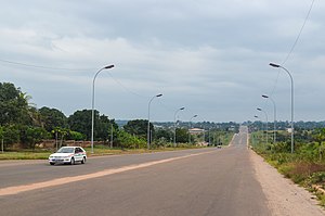 Jalan Une (Une avenue) di Yamoussoukro