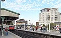 Treno in arrivo alla stazione di East Putney (settembre 2006)