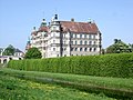 Schloss Güstrow und →