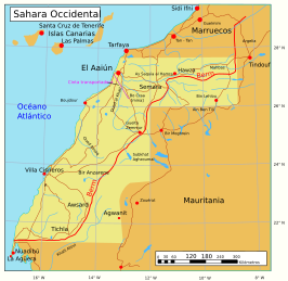 Kaart van de Westelijke Sahara met de Marokkaanse barrière tussen het door Marokko bezette westen en het door Polisario gecontroleerde oosten.