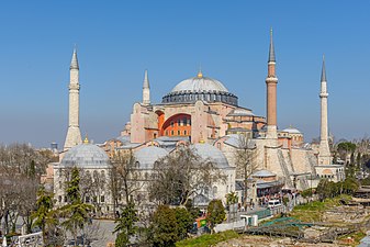 Hagia Sophia, Istanbul, by Anthemius of Tralles and Isidore of Miletus, 537[125]
