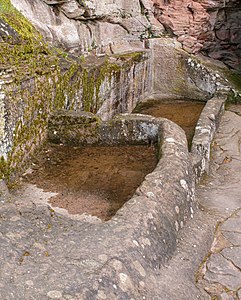 Brunnen­tröge