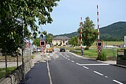 Mechanische Schrankenanlage mit Vorblinkeinrichtung (beim Bahnhof Engelhof)