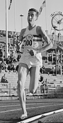 Der Olympiazweite von 1956 Gordon Pirie gewann die Bronzemedaille