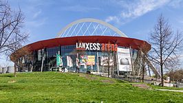 Podium van de finale: Kölnarena (nu Lanxess-Arena)