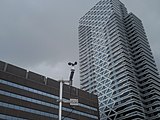 Windmeter op het dak, bedoeld voor het weersafhankelijk openen en sluiten van de dakluiken.