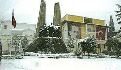 Bakırköy Özgürlük Meydanı'nda bir kış günü