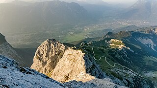 Osterfelderkopf und Kreuzeck von der Alpspitze aus gesehen