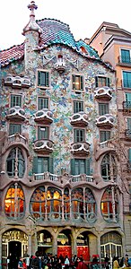 The Casa Batlló, remodeled by Antoni Gaudí and Josep Maria Jujol (1904–1906)