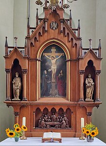 Neugotischer Altar im Detail