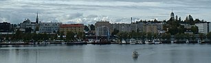 Blick auf die Innenstadt von Mikkeli vom Saimaa-See aus betrachtet