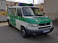 Streifen­wagen in alter grün-weißer Farbgebung