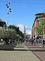 Mr. Visserplein, sinds 2010, kijkend in de richting van de Jodenbreestraat