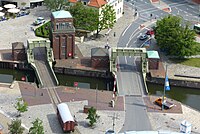 60. Platz und Landessieger Bremen: Quarz mit Brückenanlage zwischen Altem und Neuem Hafen in Bremerhaven, H.-H.-Meier-Straße