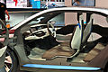 BMW i3 Concept Seitenansicht bei geöffneten Türen (Portaltür-Design)