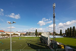 Rechts der Sportplatz Donaufeld, links der Nebenplatz (Oktober 2019)