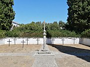 Klosterfriedhof mit namenlosen Kreuzen