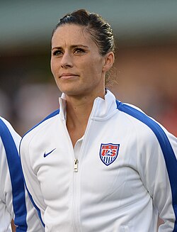 Ali Krieger 2014-ben