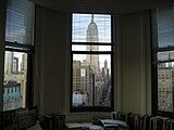 Aussicht von einem Büro an der Nordspitze auf das Empire State Building