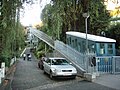 Standseilbahn an der Talstation beim Bahnhof