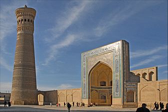 Kalon-Moschee und Minarett