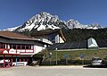 Tennishalle Kaiserbad, Drehort der Klinik-Innenaufnahmen in Der Bergdoktor