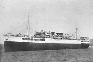 Photgraph of MV Éridan in 1929, showing her two square funnels