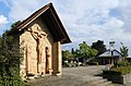 Denkmalgeschützte Kreuzigungsgruppe auf dem Friedhof