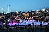 Eisfeld und Weihnachtsmarkt