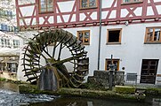 Die Lochmühle im Ulmer Fischerviertel an der Blau aus dem 14. Jahrhundert